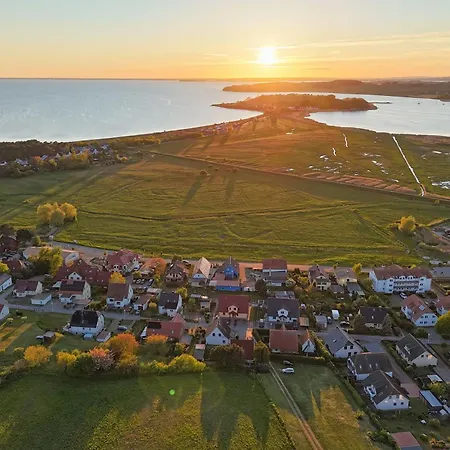 Balkon Mit Meerblick, Gratis Nutzung Vom Ahoi Erlebnisbad Und Sauna In Sellin - Haus De Niege Wech 03 Apartment