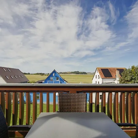 Balkon Mit Meerblick, Gratis Nutzung Vom Ahoi Erlebnisbad Und Sauna In Sellin - Haus De Niege Wech 03 Apartment Thiessow