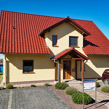 Balkon Mit Meerblick, Gratis Nutzung Vom Ahoi Erlebnisbad Und Sauna In Sellin - Haus De Niege Wech 03 *