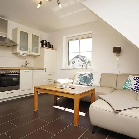 Haus De Niege Wech 03 Mit Gratis Nutzung Vom Ahoi Erlebnisbad Und Sauna In Sellin